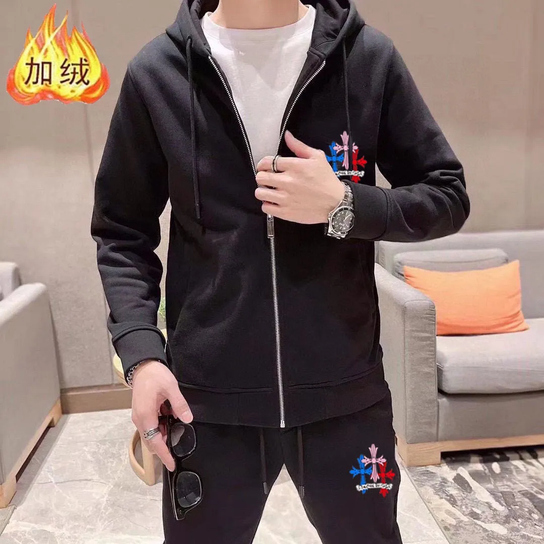 🅿️460 brand [ChampionHearts] (thick velvet) 2025 spring new product, celebrities’ favorite fashionable casual suit, clean and neat tailoring, full of urban style. Made of high-quality customized fabrics, the inner warmth is excellent, the hand feels soft and dry, and the upper body effect is crisp and stylish. The three-dimensional cutting process and the pattern are all of high standards, and the silhouette version has the right benefits! It is not tight at all, and you feel good when you put it on. So many top-quality raw materials create high-end products with unparalleled value. It is the first choice for high-end fashion people. (Size: M-4XL can wear up to 200 pounds)